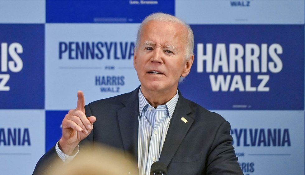 Biden grits teeth, snarls that Trump, Republicans are 'the kind of guys you like to smack in the a**'