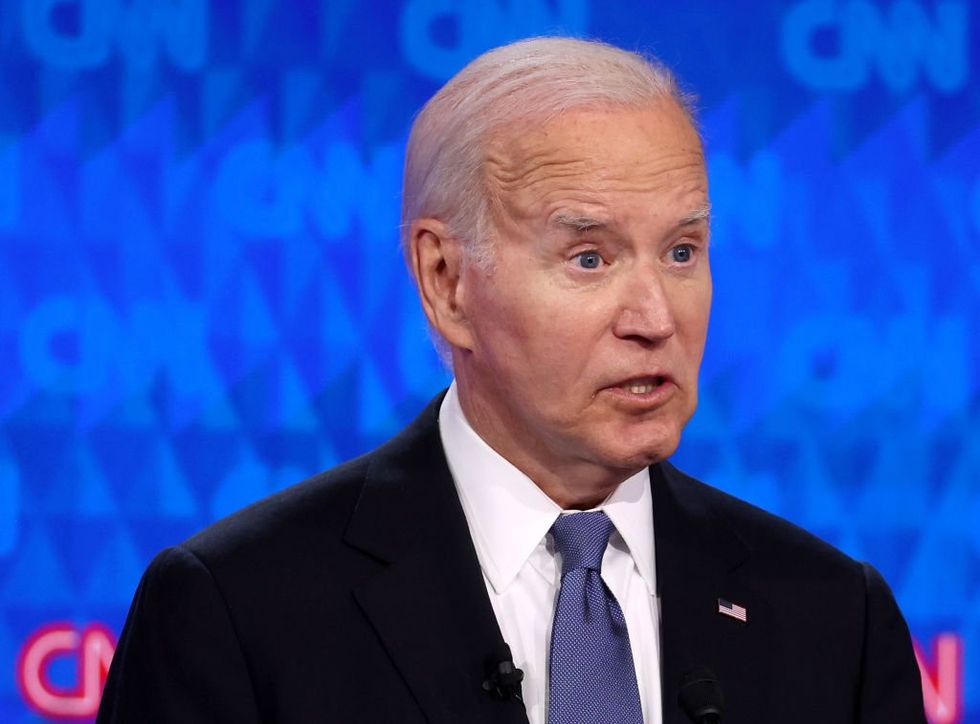 Boob tube bloviators bail on barmy Biden