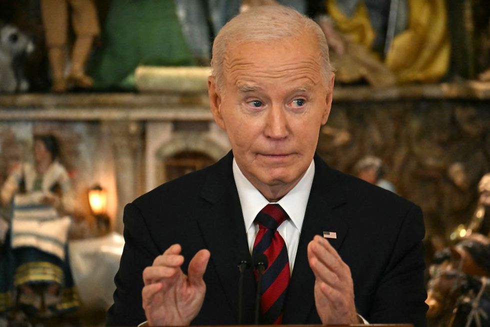 CBS News journalist admits the top story the media ignored this year was Biden's decrepitude