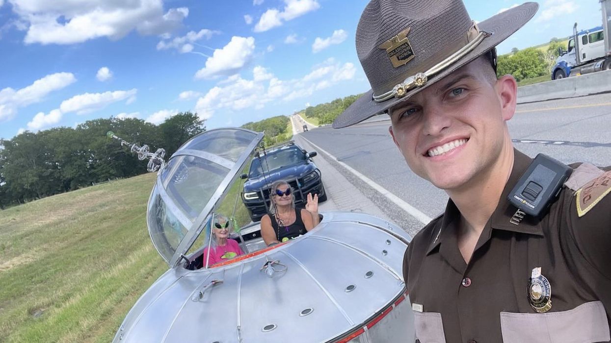 Close encounters of the nerd kind: Smiling troopers in 2 states pull over 'out of this world' vehicle heading to UFO Festival