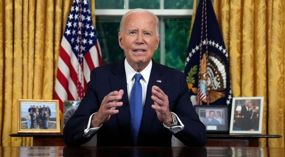 Guest silences CNN panelists with the facts after they swoon over Biden's 'selfless' and 'heroic' decision, Oval Office speech