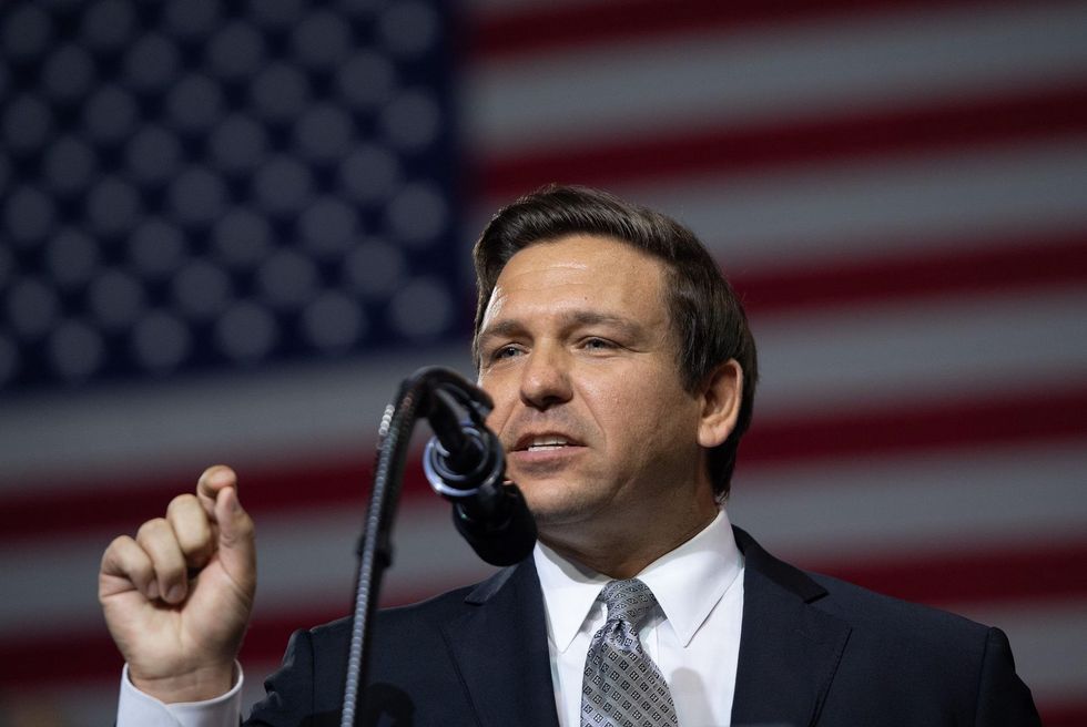 FL-Gov: Republican Ron DeSantis quits Congress to campaign full time