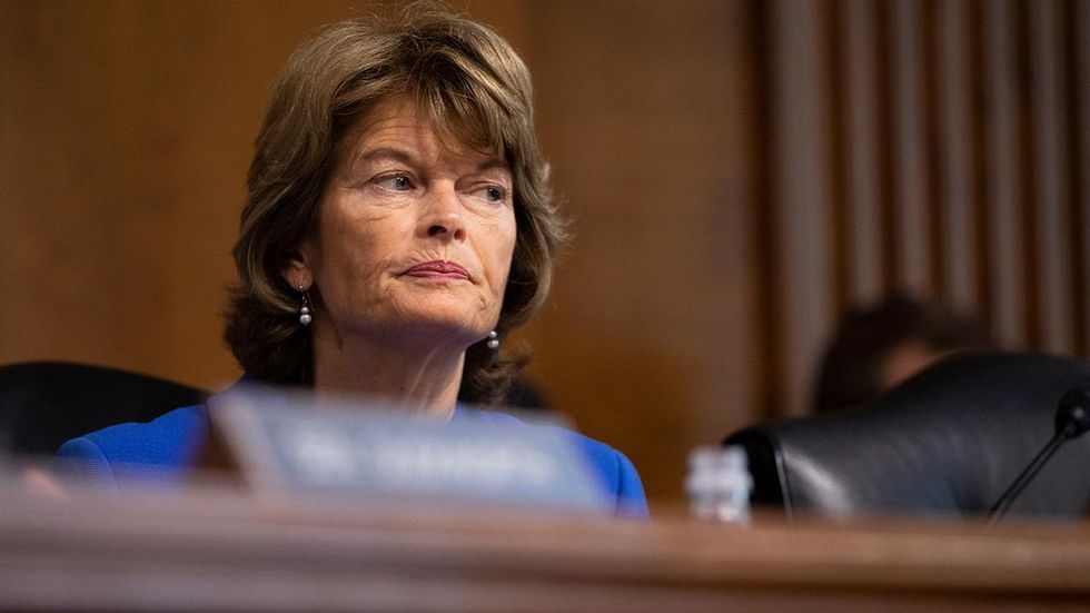 Trump predicts GOP Sen. Murkowski will not recover for 'no' vote on Kavanaugh confirmation