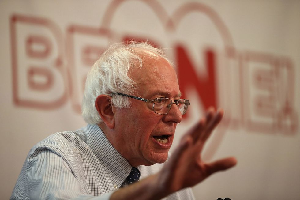 Teacher Union's President Tweets Compliment at Bernie Sanders, but He Probably Didn't Like the Twist