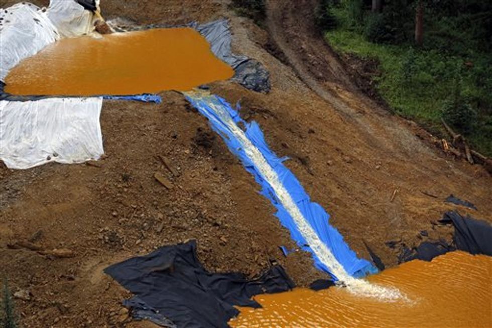 EPA Officials and Colorado Governor Have Tense Back-and-Forth Over Assessments of the Animas River After Toxic Spill