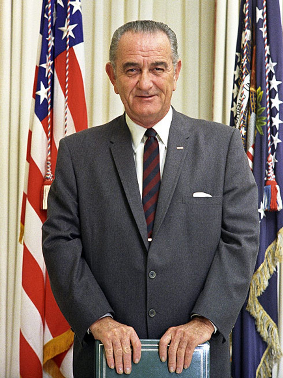 The first photo of 'Breaking Bad' star Bryan Cranston's transformation into LBJ for HBO series is mind-boggling