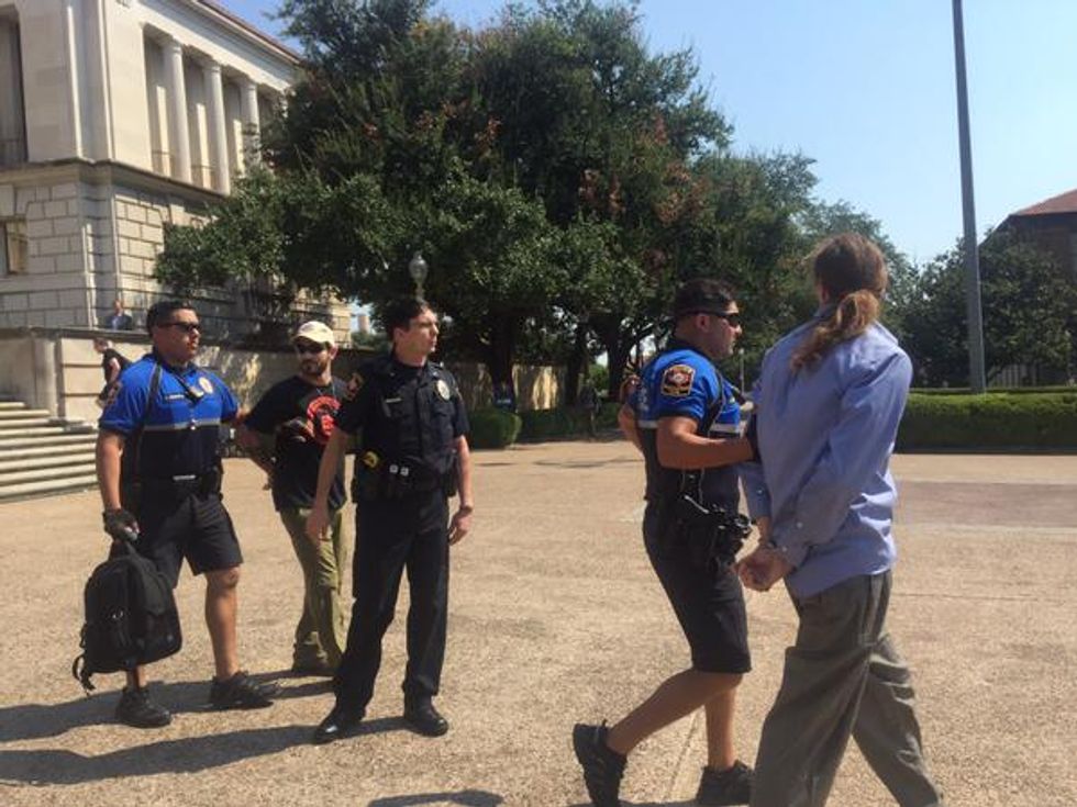 Two Men Arrested During Dueling Gun Protests at University of Texas