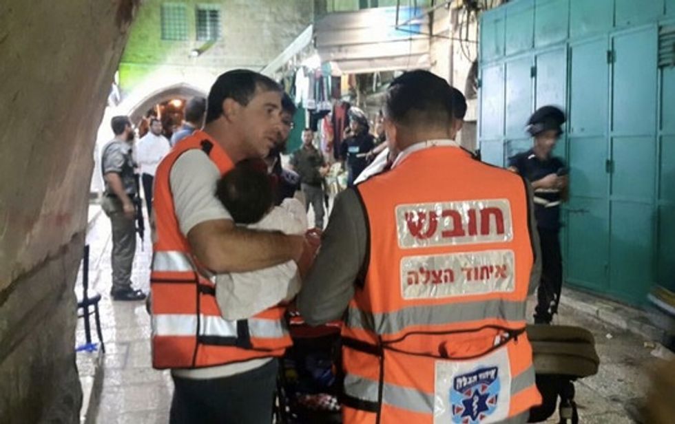 Palestinian Kills Two Israelis, Wounds Toddler in Jerusalem; Hamas Praises 'Heroic' Attack