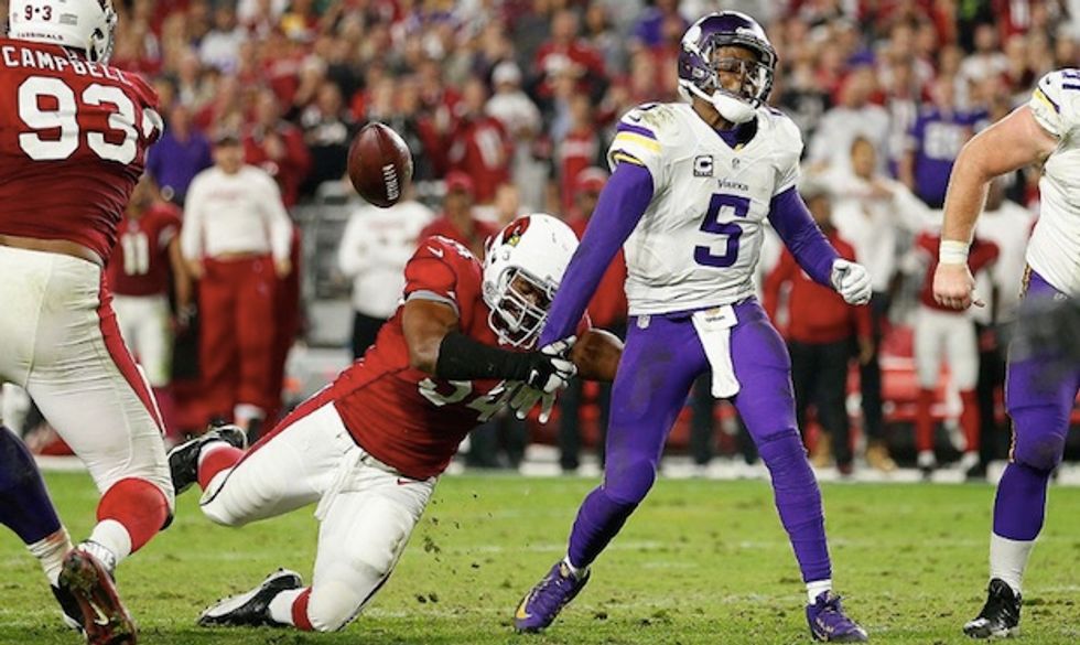 Cardinals Linebacker’s Drive-Ending, Game-Winning Sack Earns Him a Cool $200k Bonus 