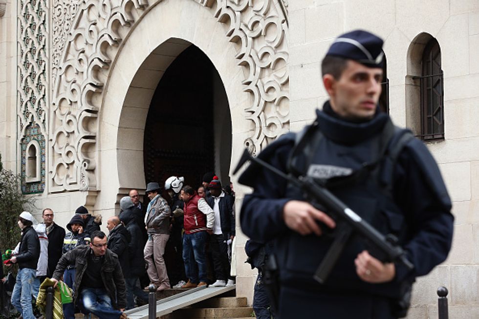 Man Shot After Ramming Car at Soldiers Guarding a Mosque in Southeastern France