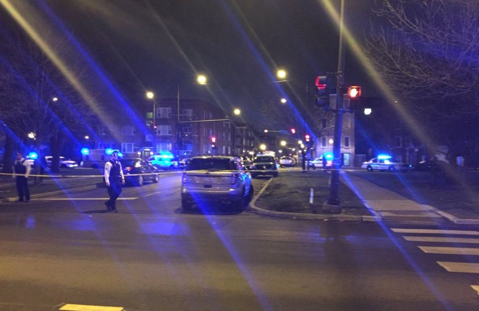 3 Chicago Police Officers Shot in Gunfight, Suspect Killed