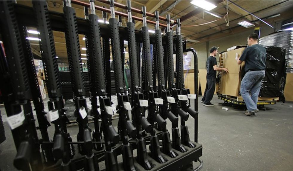 Gun Shop Sells 30,000 AR-15s in Week Following Orlando Attack