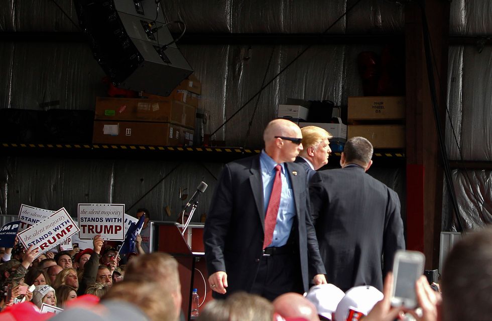 Report: Man Who Tried to Disarm Officer at Trump Rally Threatened to Assassinate GOP Candidate