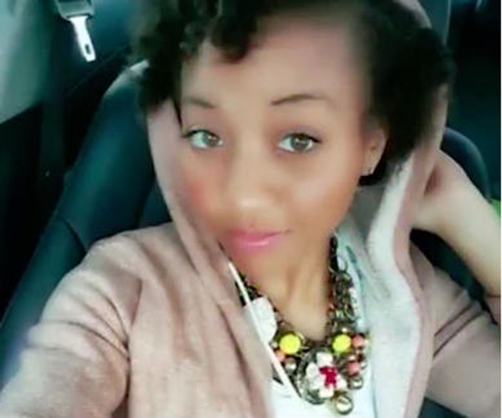 Facebook Deactivated Korryn Gaines' Account as She Posted During Police Standoff