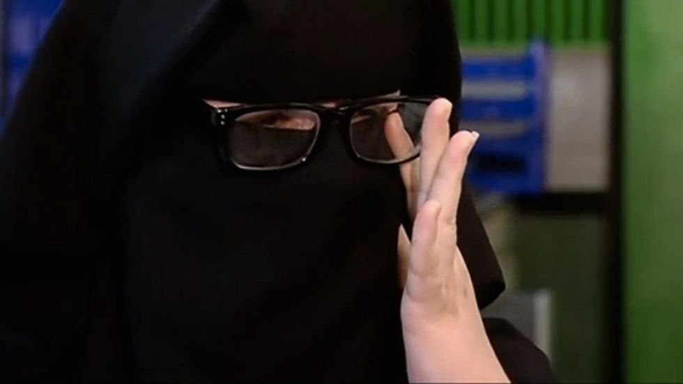 Muslim Woman Told to Leave Dollar Store After Refusing to Remove Veil