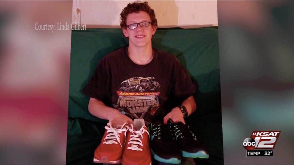 Texas students raise funds to surprise classmate with new shoes for Christmas