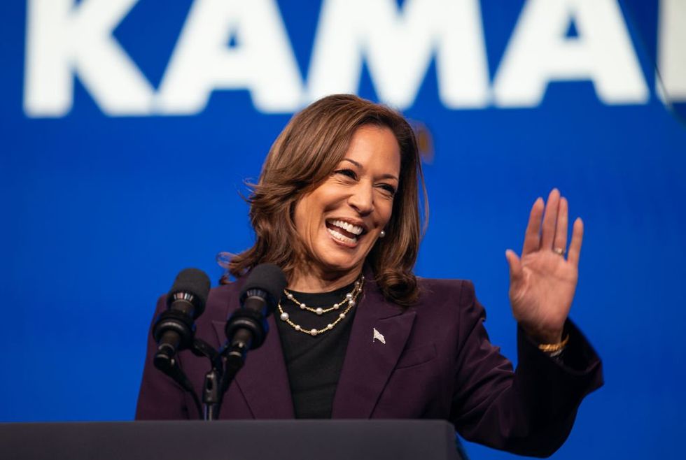 Kamala Harris supported group that bailed violent rioters out of jail in 2020, but media now obscuring that fact