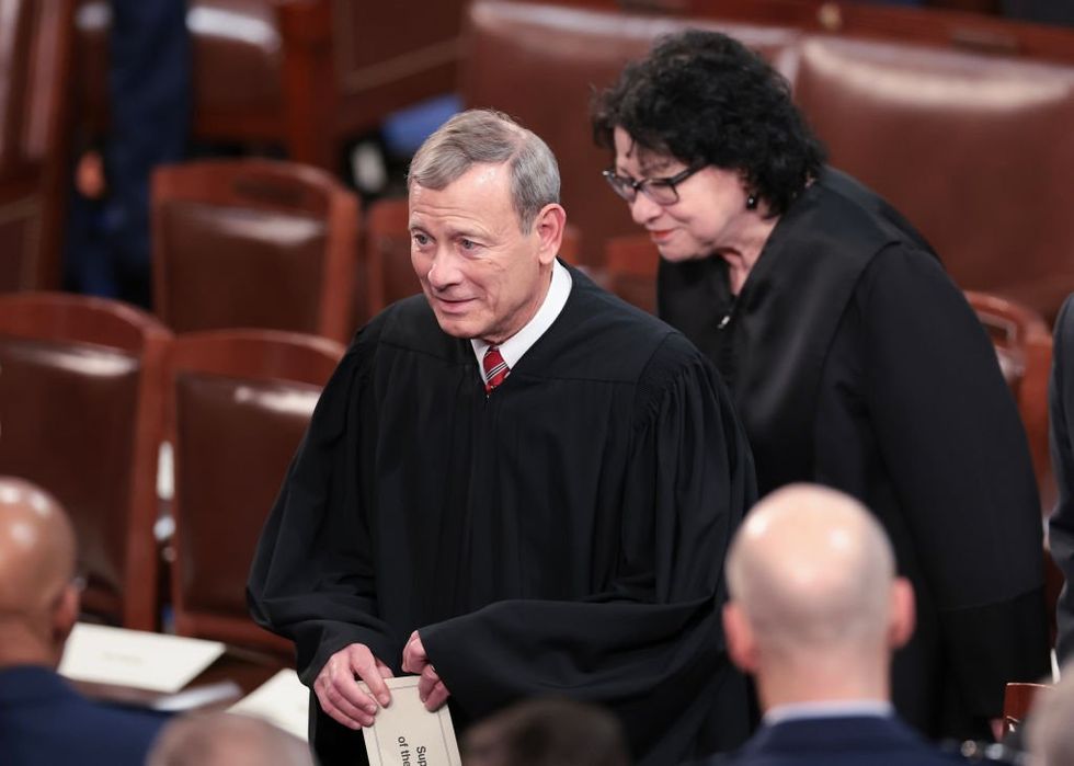 Chief Justice Roberts highlights worsening attacks on judicial independence