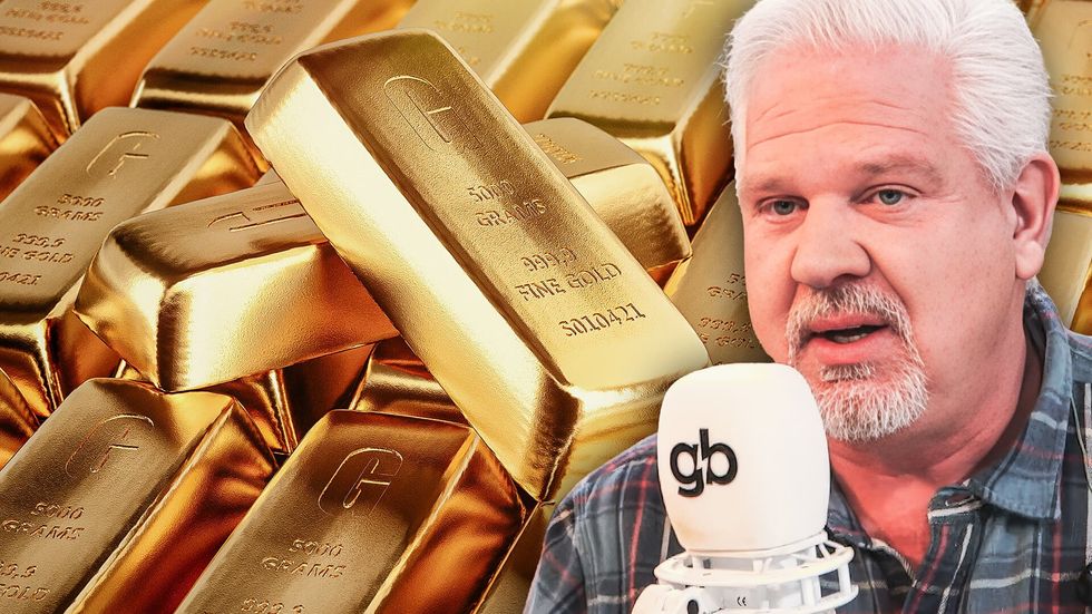 Someone in the United States is buying MASSIVE amounts of gold. What’s going on?