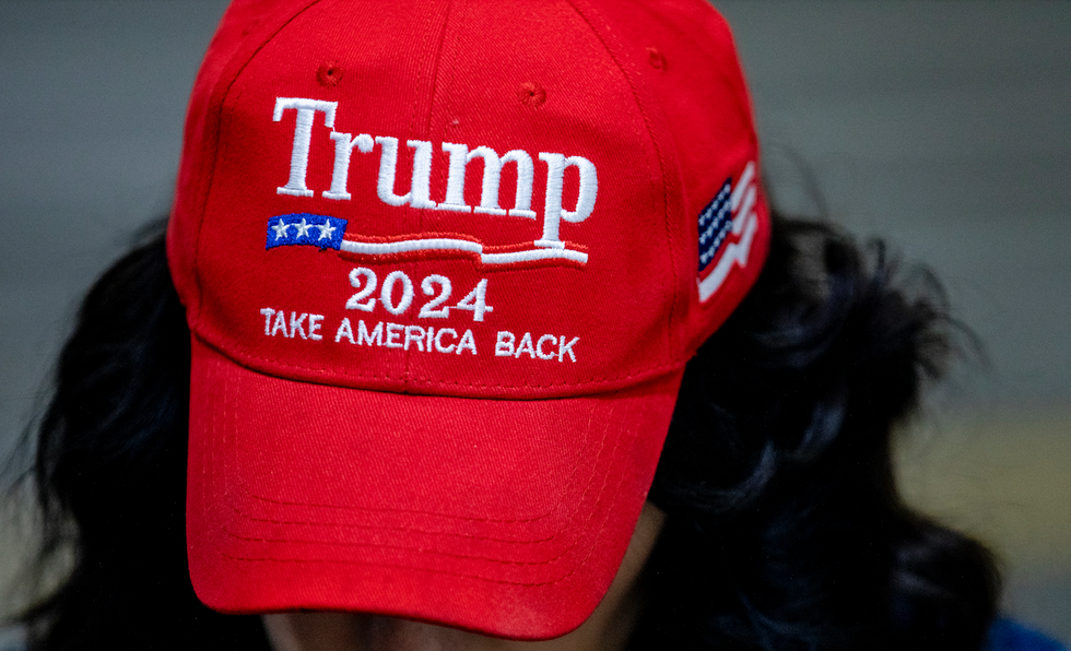 Yet another HS teacher freaks out in class after election — this time over student wearing Trump hat