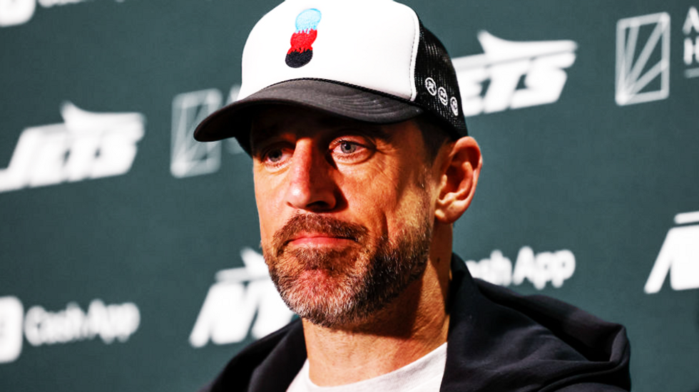 Aaron Rodgers says his critics should declare their vaccine status so readers know if they've been 'captured' by propaganda