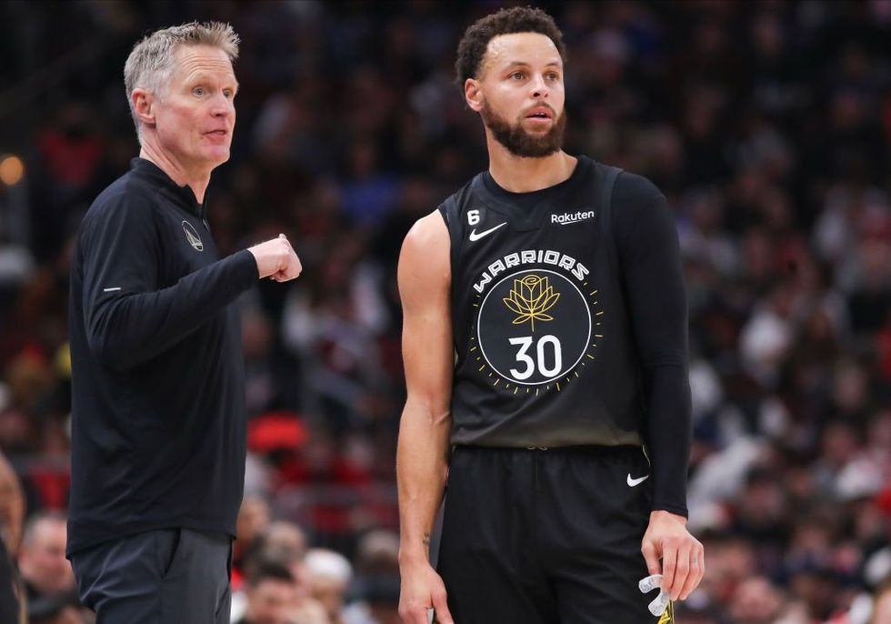 'It's all about positive energy': Steph Curry and Steve Kerr endorse Kamala Harris for president