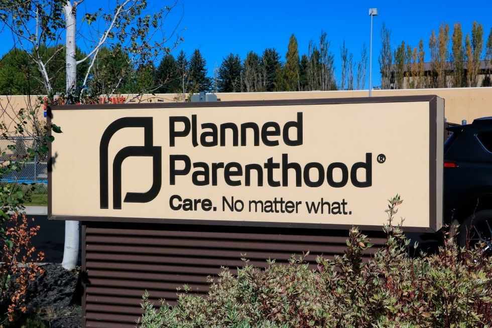 Planned Parenthood performs at least 2 medical abortions, sees up to 30 patients at mobile clinic near DNC