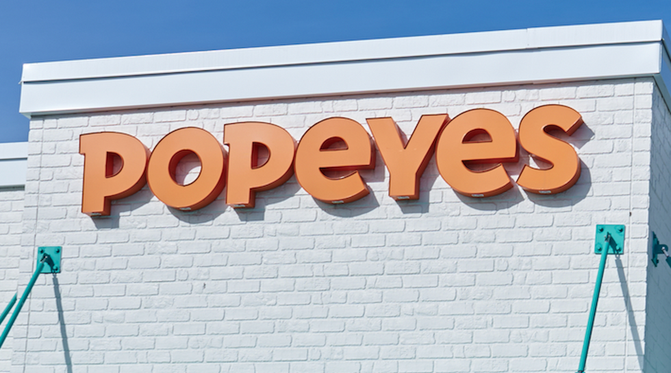 Popeyes employee stabs customer in self-defense after dispute over food order, police say