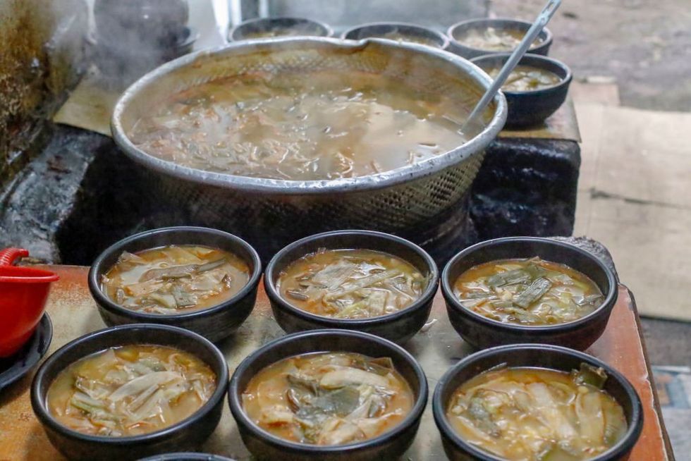 Taste diversity with this fortifying dog-meat soup recipe