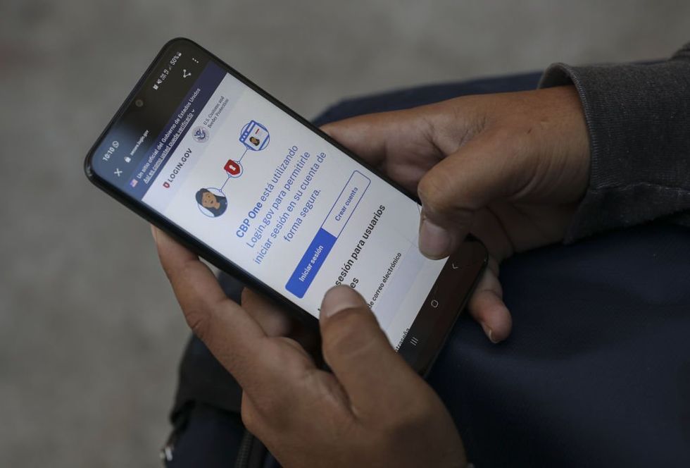 TikToker exposes CBP One app in 5 minutes: 'There is no way to cross-check who I am'