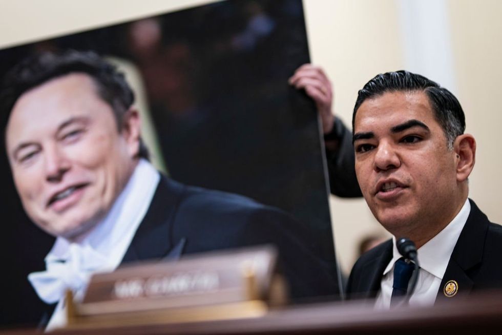 Trump DOJ won't let Dem congressman slide for apparent threat against Musk