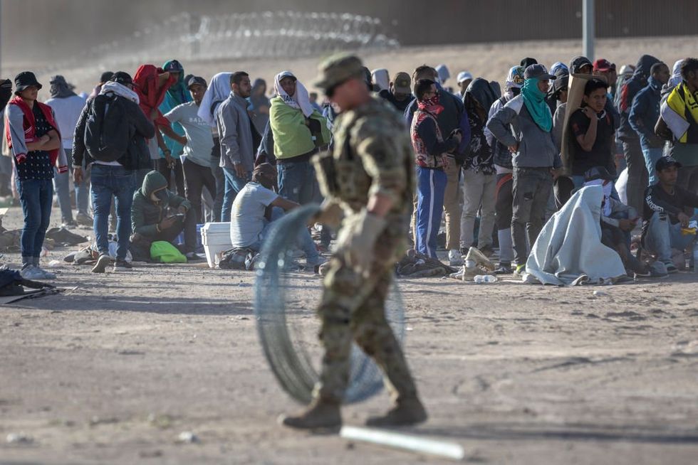 Venezuelan gang leads attack at border with makeshift weapons, aims to harm soldiers: Report